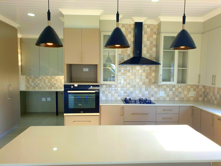 3 Bedroom Property for Sale in Dana Bay Western Cape